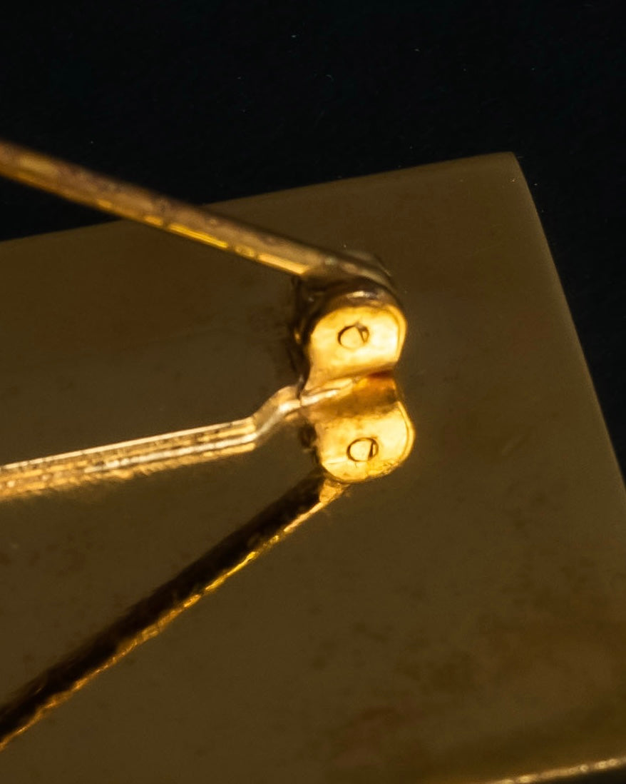 "CHANEL" Logo engraved gold plate brooch