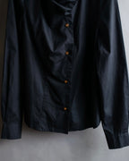 "Vivienne Westwood RED LABEL"
 Draped neck design black cotton shirt