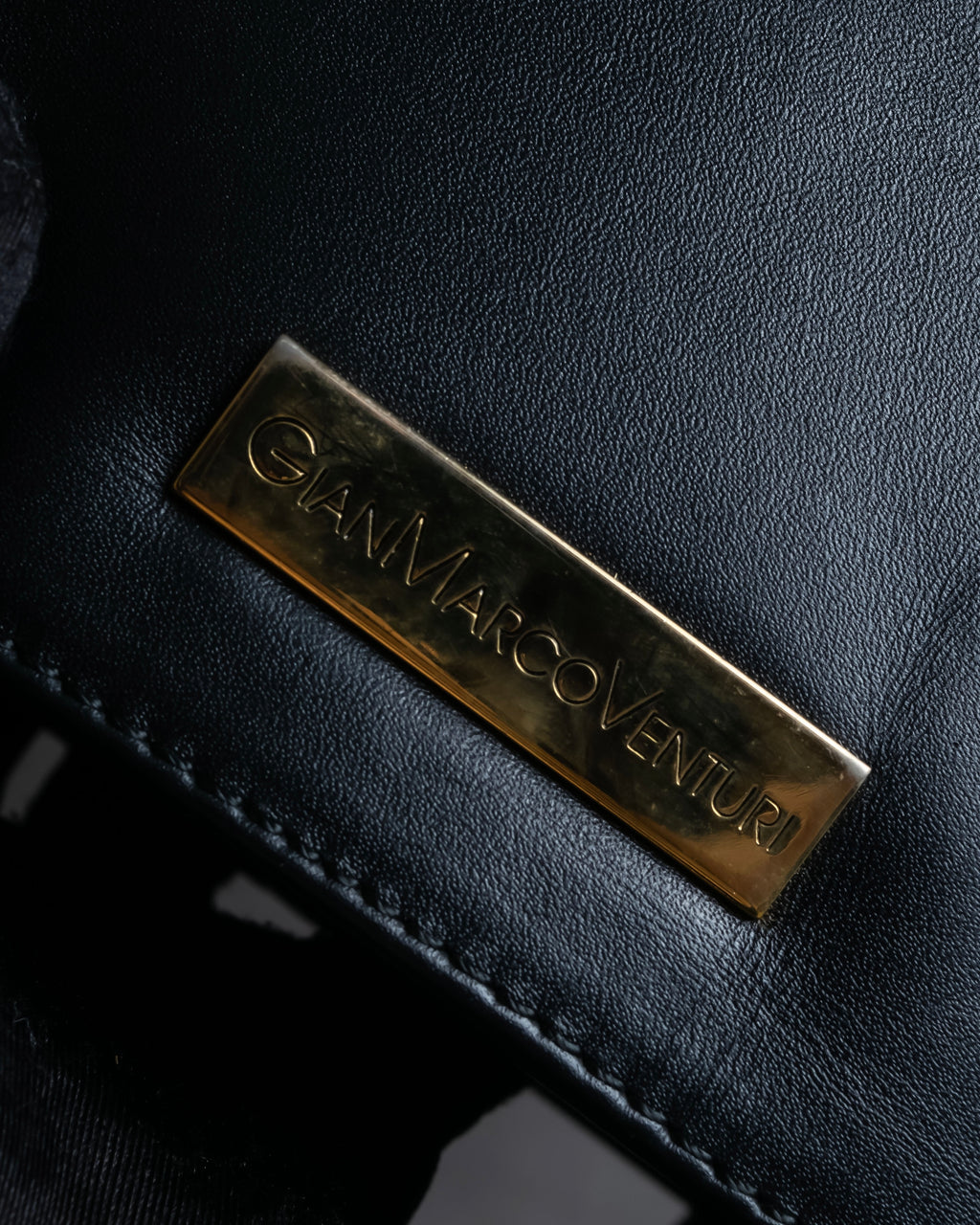 "GIANI MARCO VENTURI" Shape trapezoid leather shoulder bag