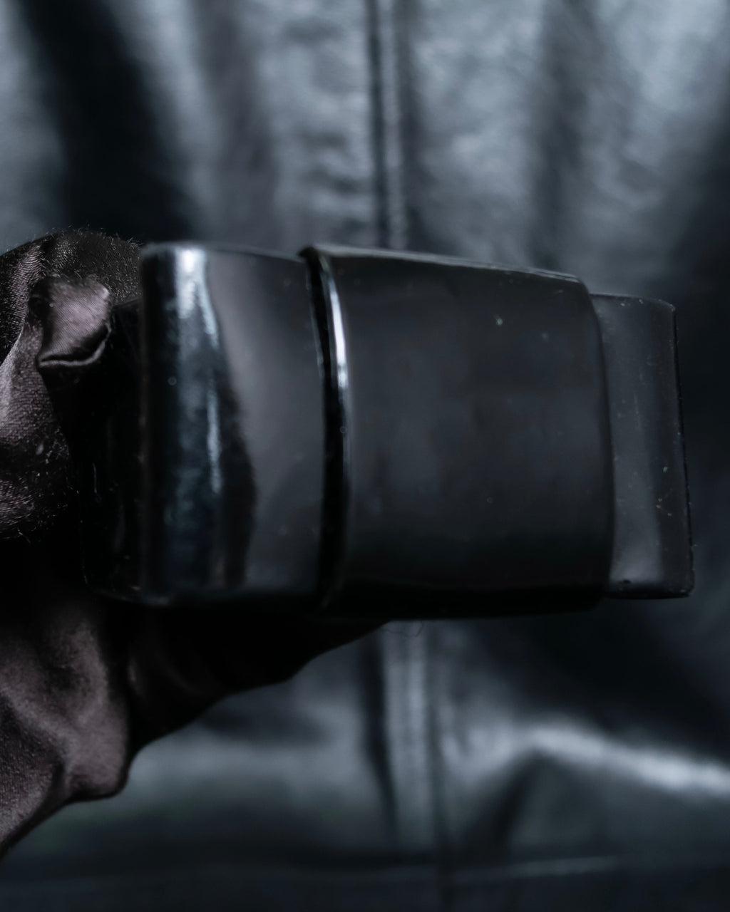 "miu miu"  Ribbon design bangle