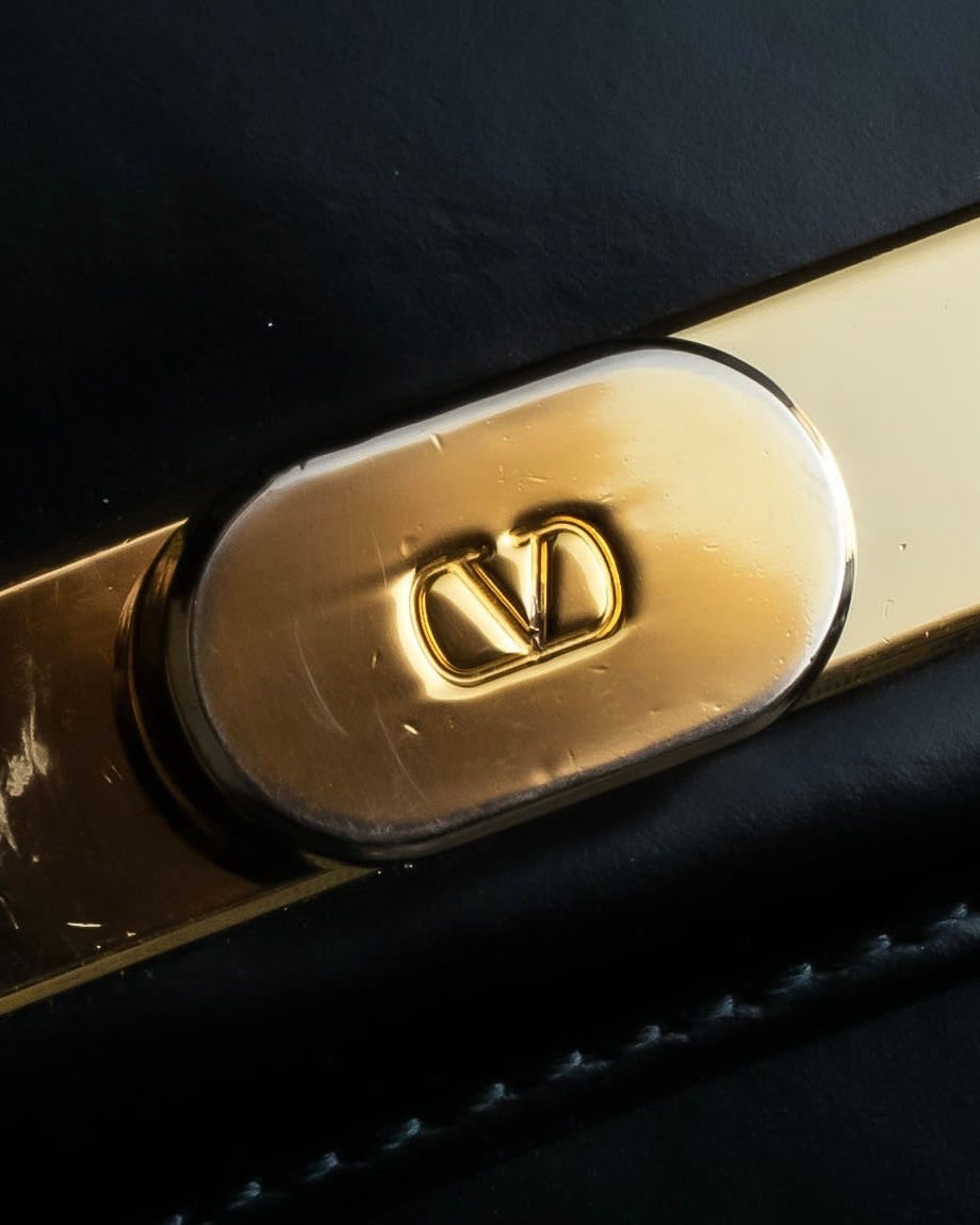 "Valentino Garavani" Logo turn lock parts design leather hand bag