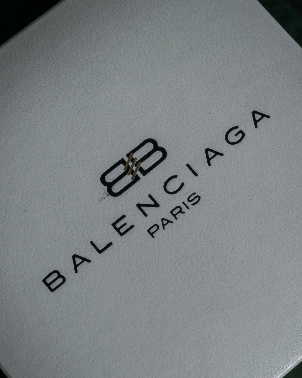 "BALENCIAGA" 2000’s bb logo tonneau bracelet watch