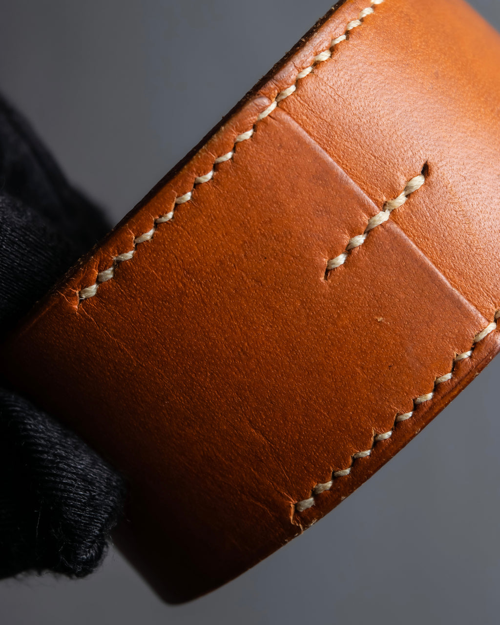 "HERMES" Camel brown color leather bangle