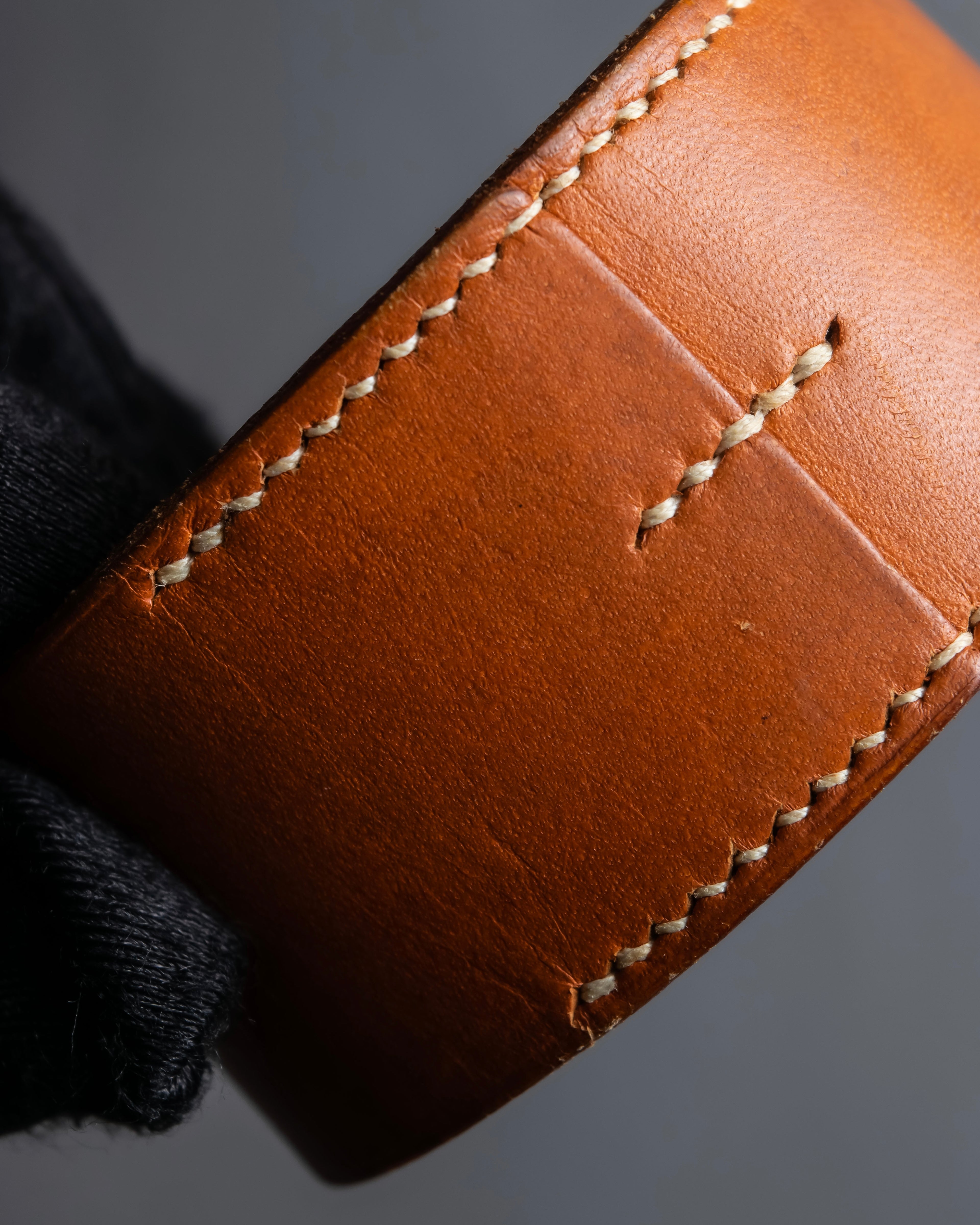 "HERMES" Camel brown color leather bangle