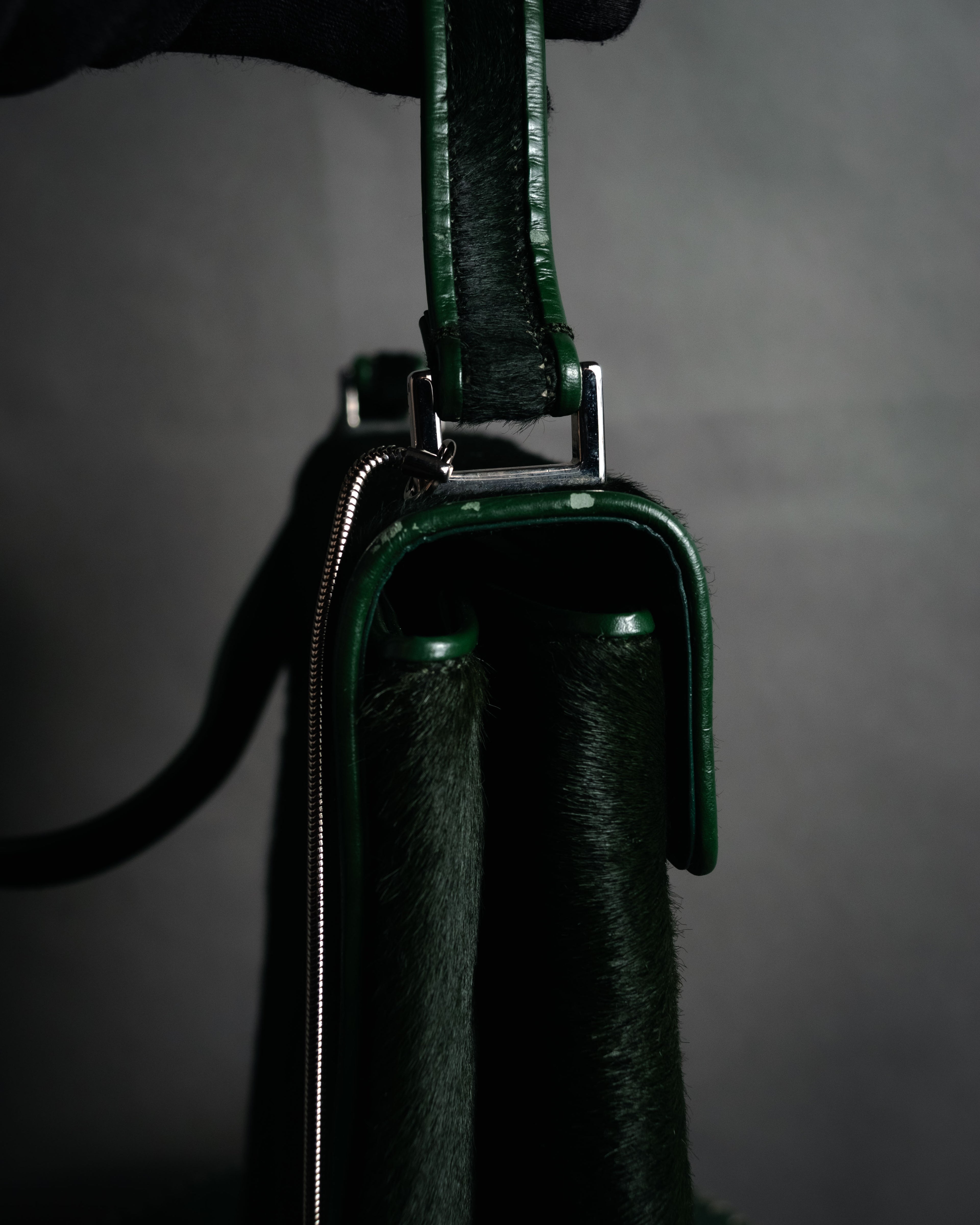 “GUCCI“ 90’s-00’s pony hair structured shoulder bag