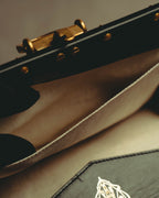 -SPECIAL- “GUCCI” 2012-2016 crossover-era crest studded doctor bag