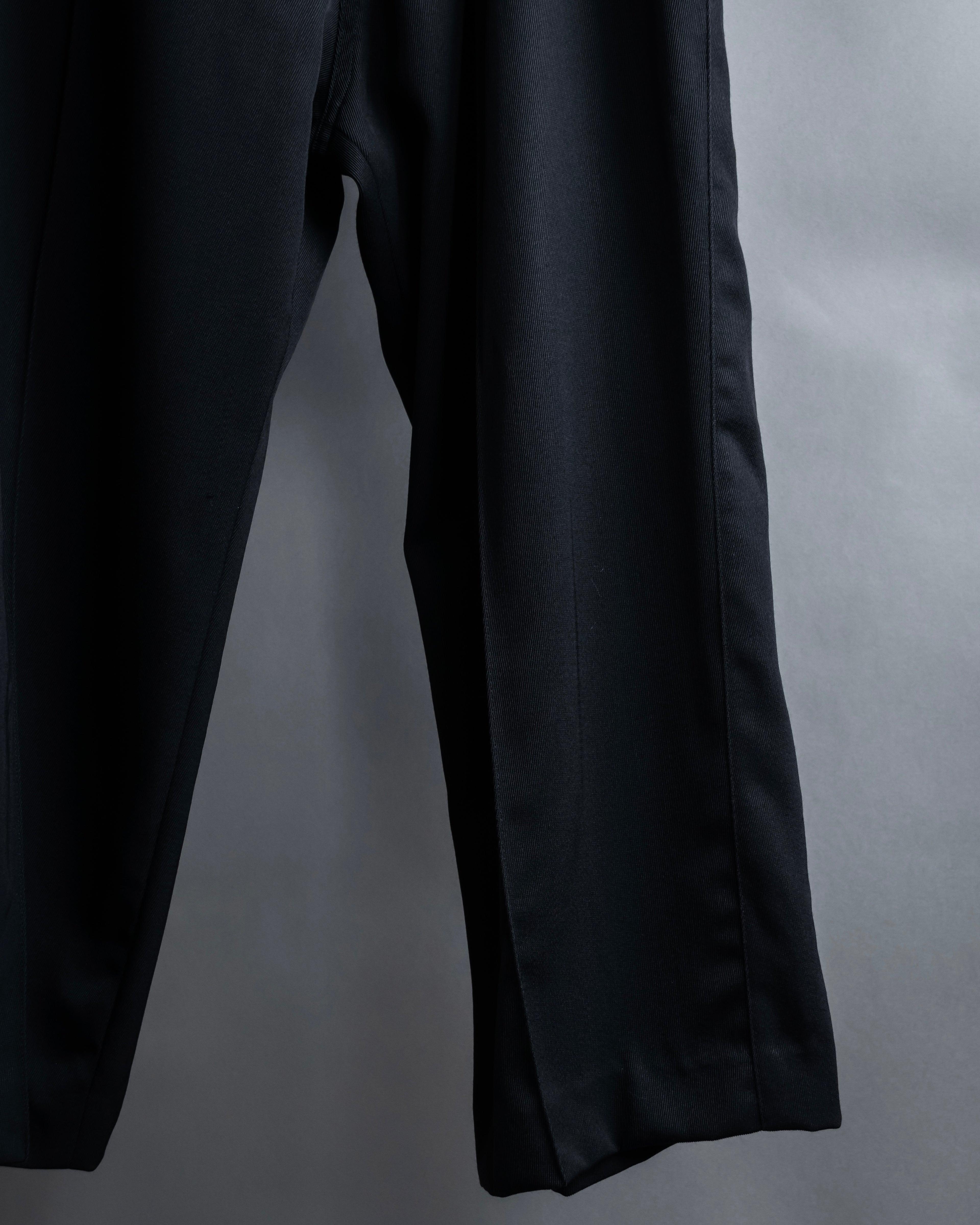 "LOEWE" Three-dimensional pattern design wide slacks