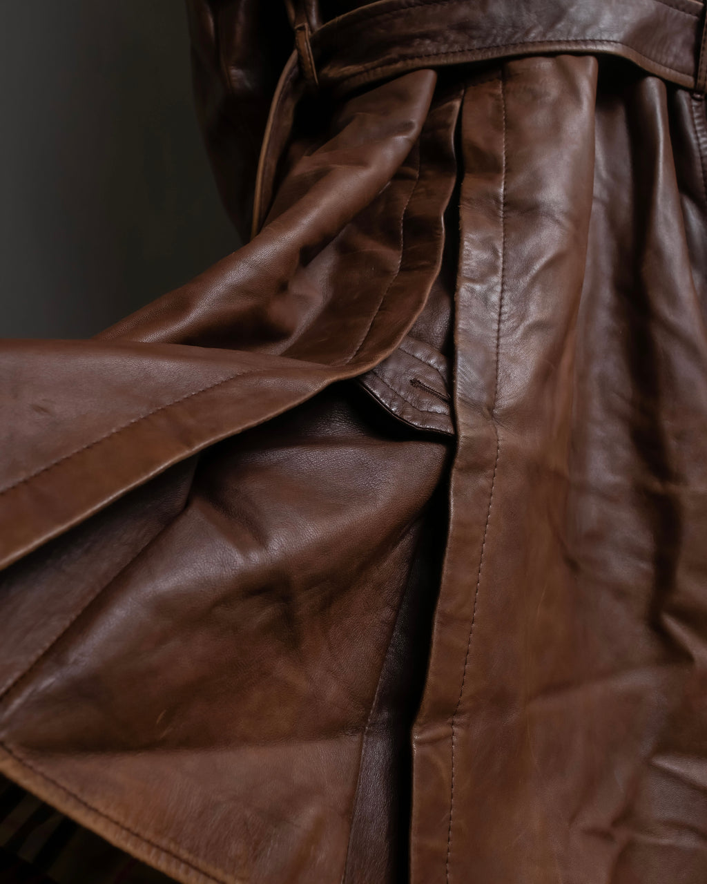 "Burberrys" Vintage-inspired leather oversized trench coat