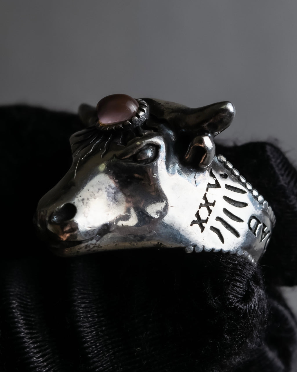 "GUCCI" Anger forest collection silver bullhead motif ring