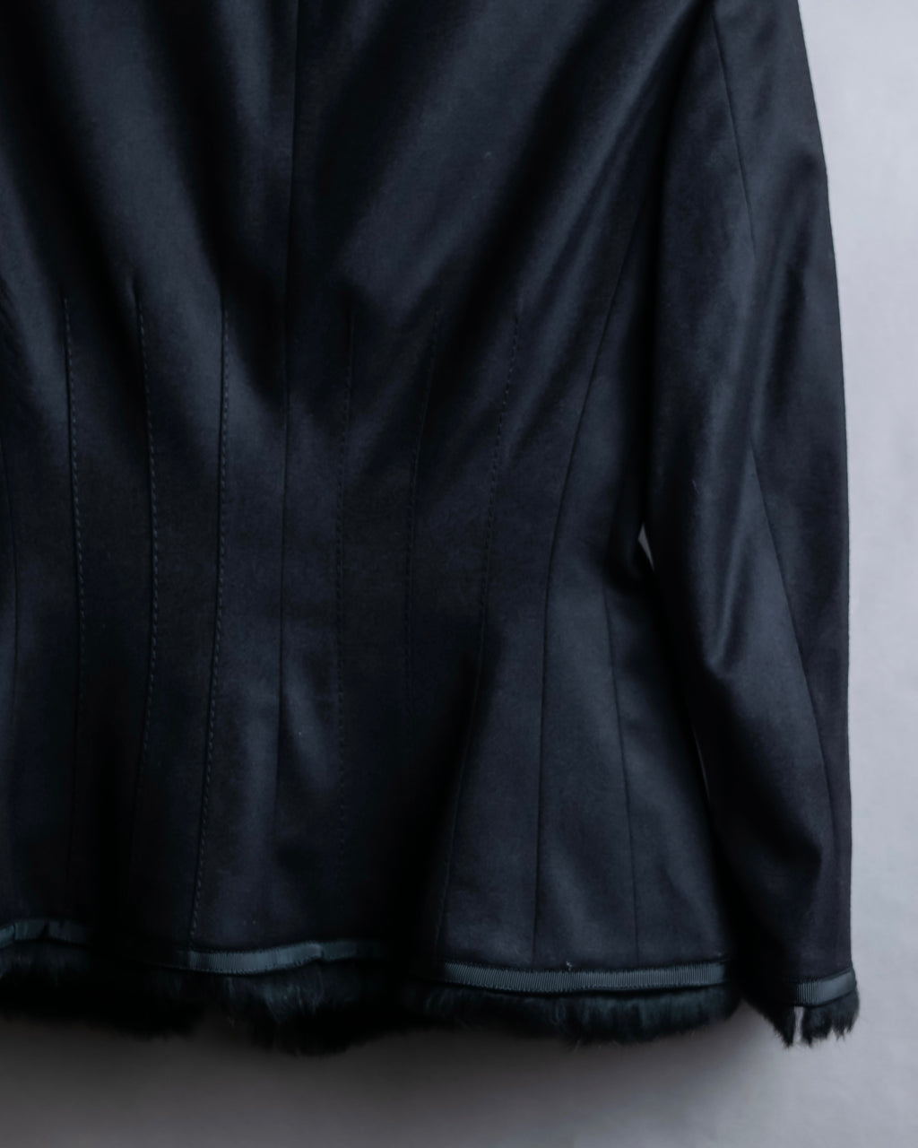 "Alexandar McQueen" Fur trimmed design shaped tailored jacket