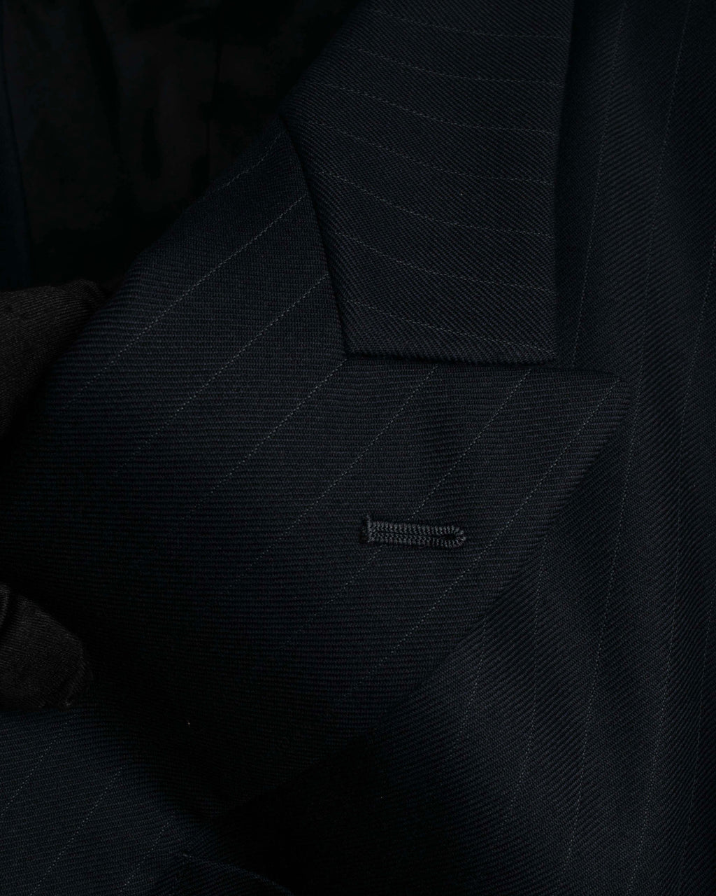 "YVES SAINT LAURENT" 00's shadow stripe pattern beautiful tailoring set up