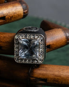 "GUCCI" Crystal rhinestone GG motif engraved signet ring