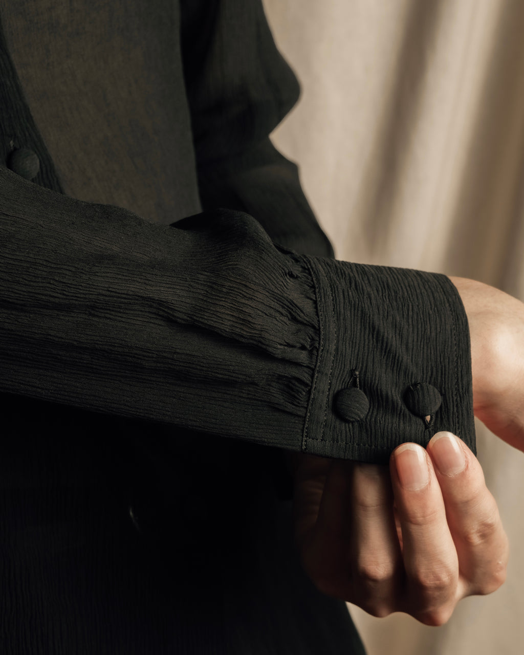 "Christian Dior PRETA PORTER" Compact gathered design crepe fabric blouse