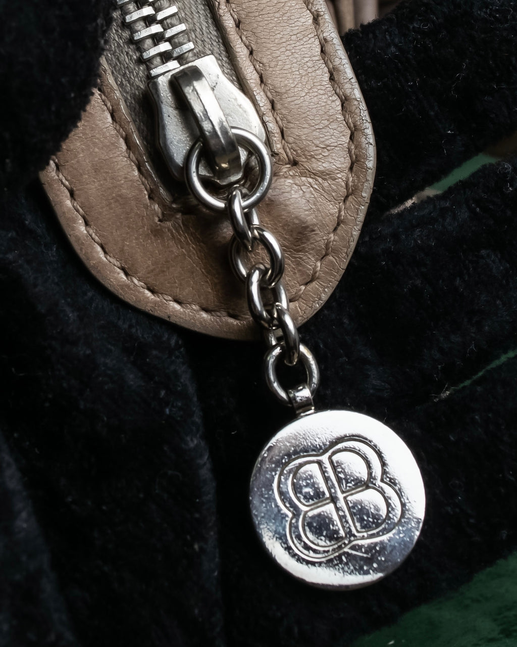 "BALENCIAGA" Three-way chain leather shoulder bag