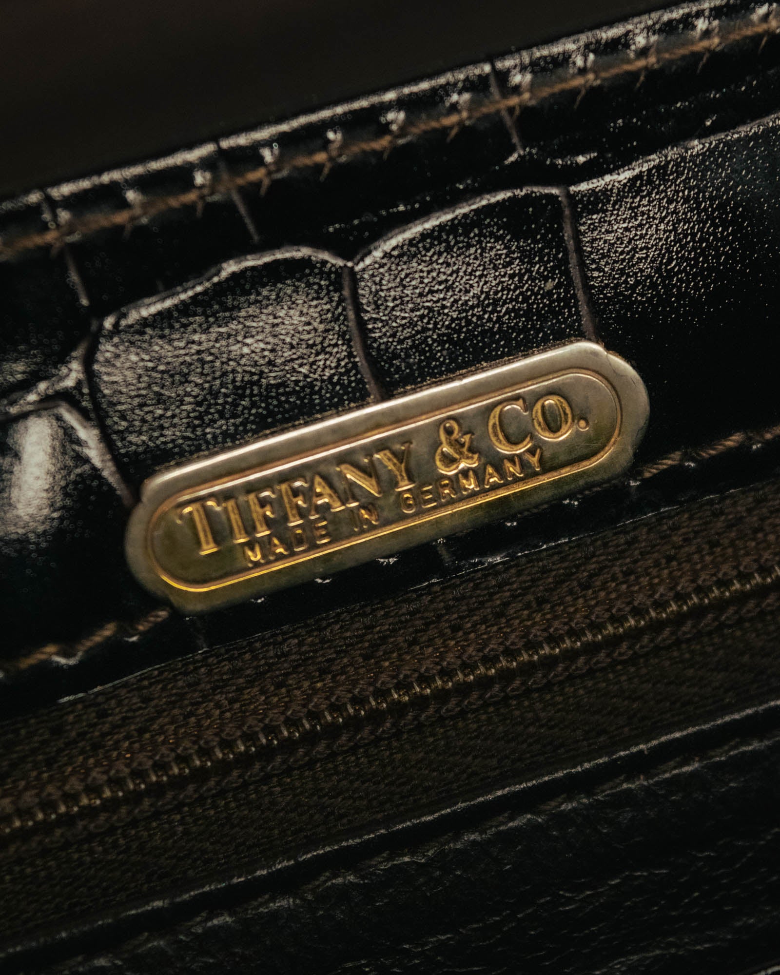 -SPECIAL- "TIFFANY & CO." 70's-80's Shiny crocodile top handle bag