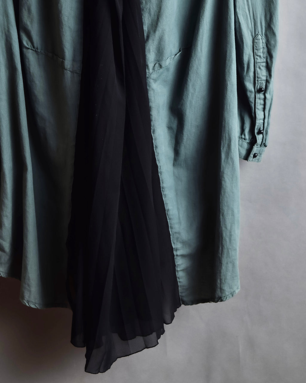 "UNDERCOVER" Raw edge frill design military-like shirt tunic