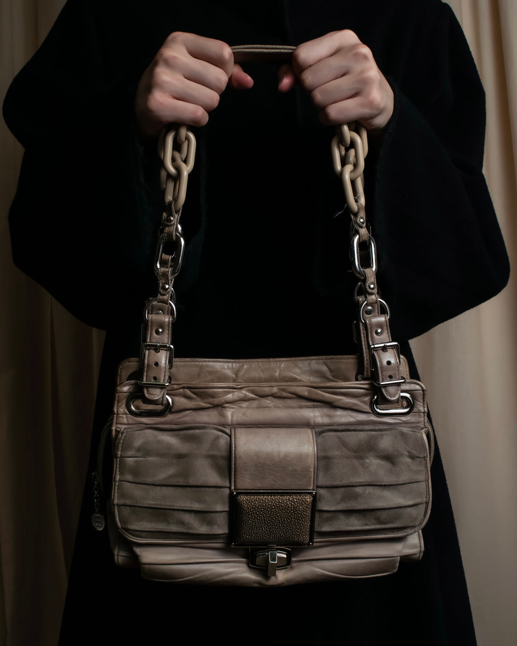 "BALENCIAGA" Three-way chain leather shoulder bag