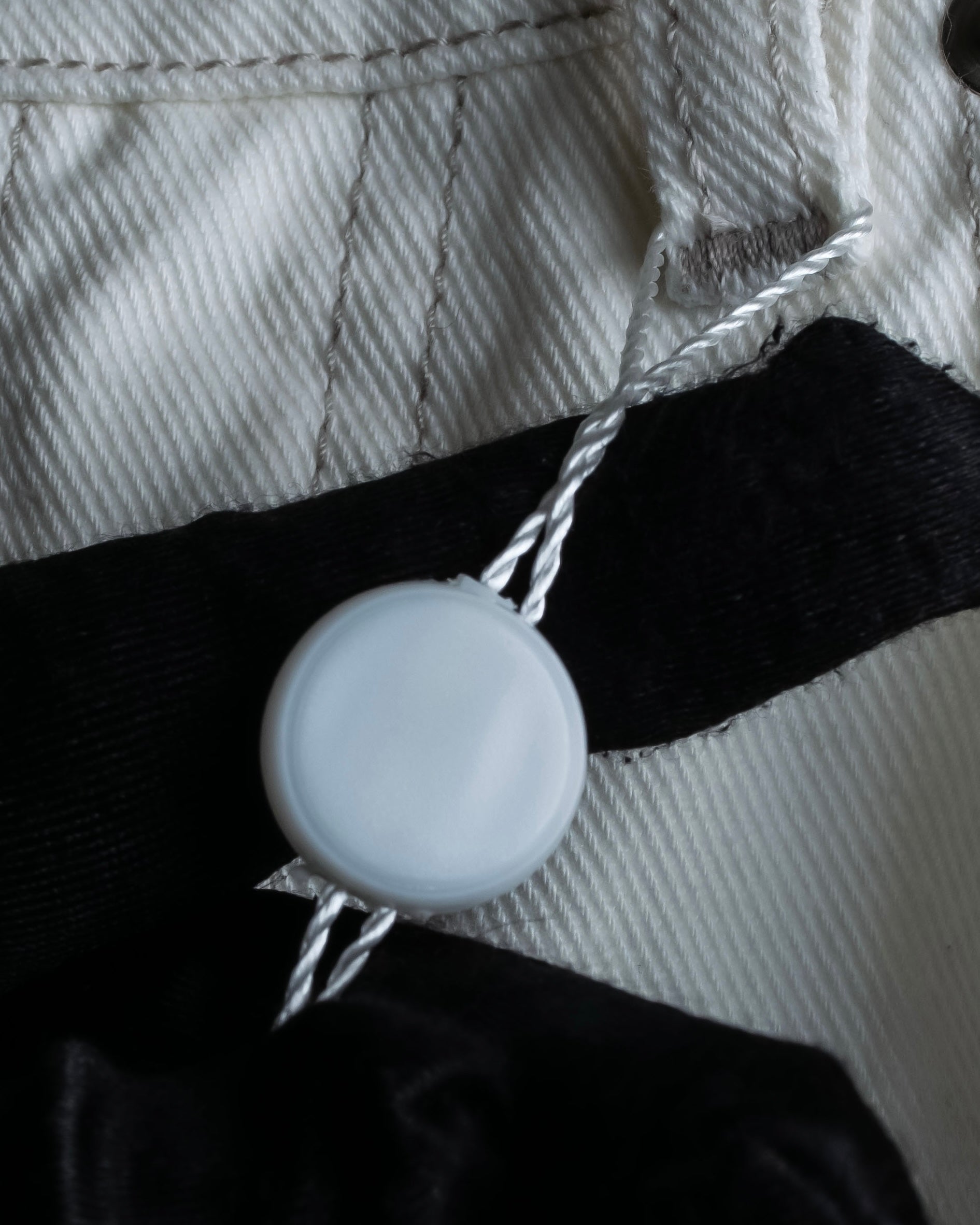 "MAISON MARGIELA" 21SS Washed raw cut flared cropped denim pants