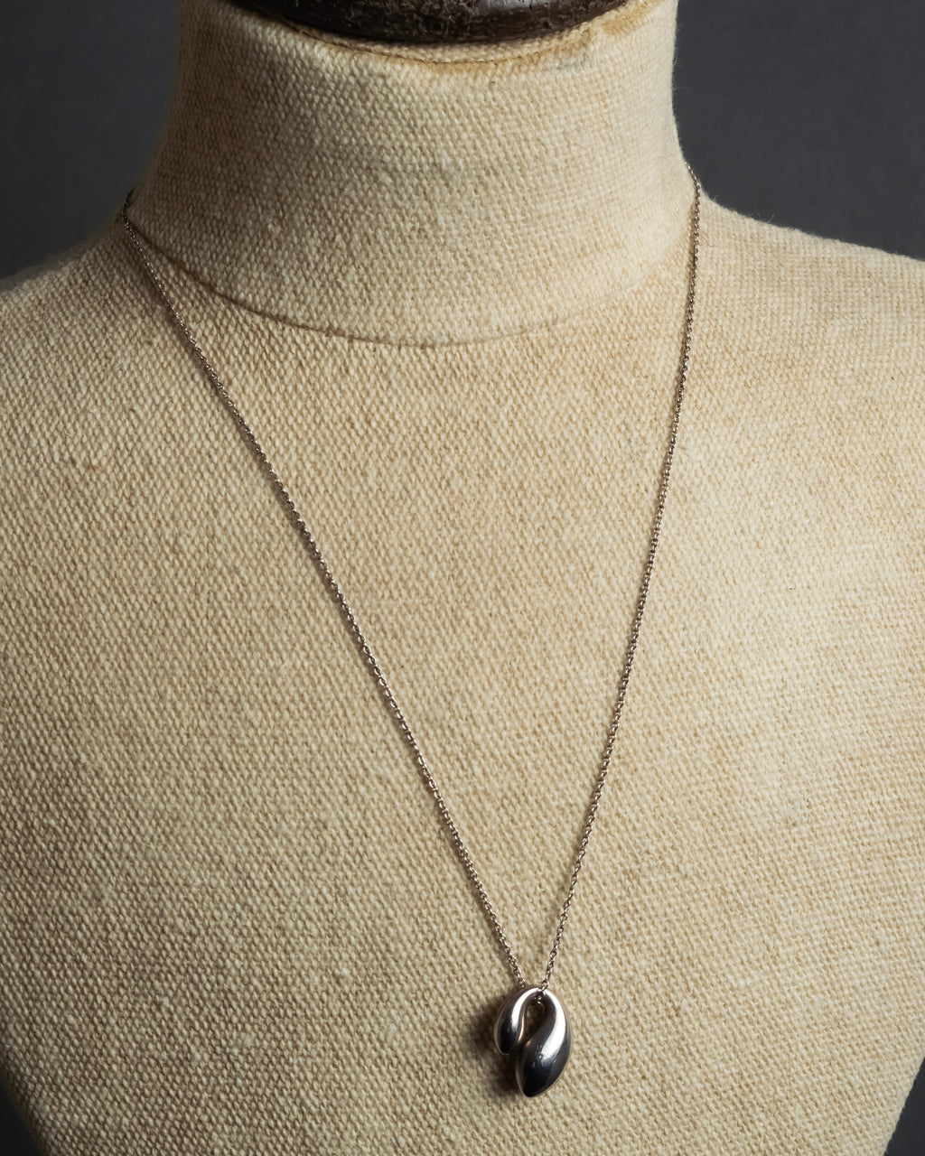 "Tiffany&Co" Elsa Peretti double teardrop motif pendant