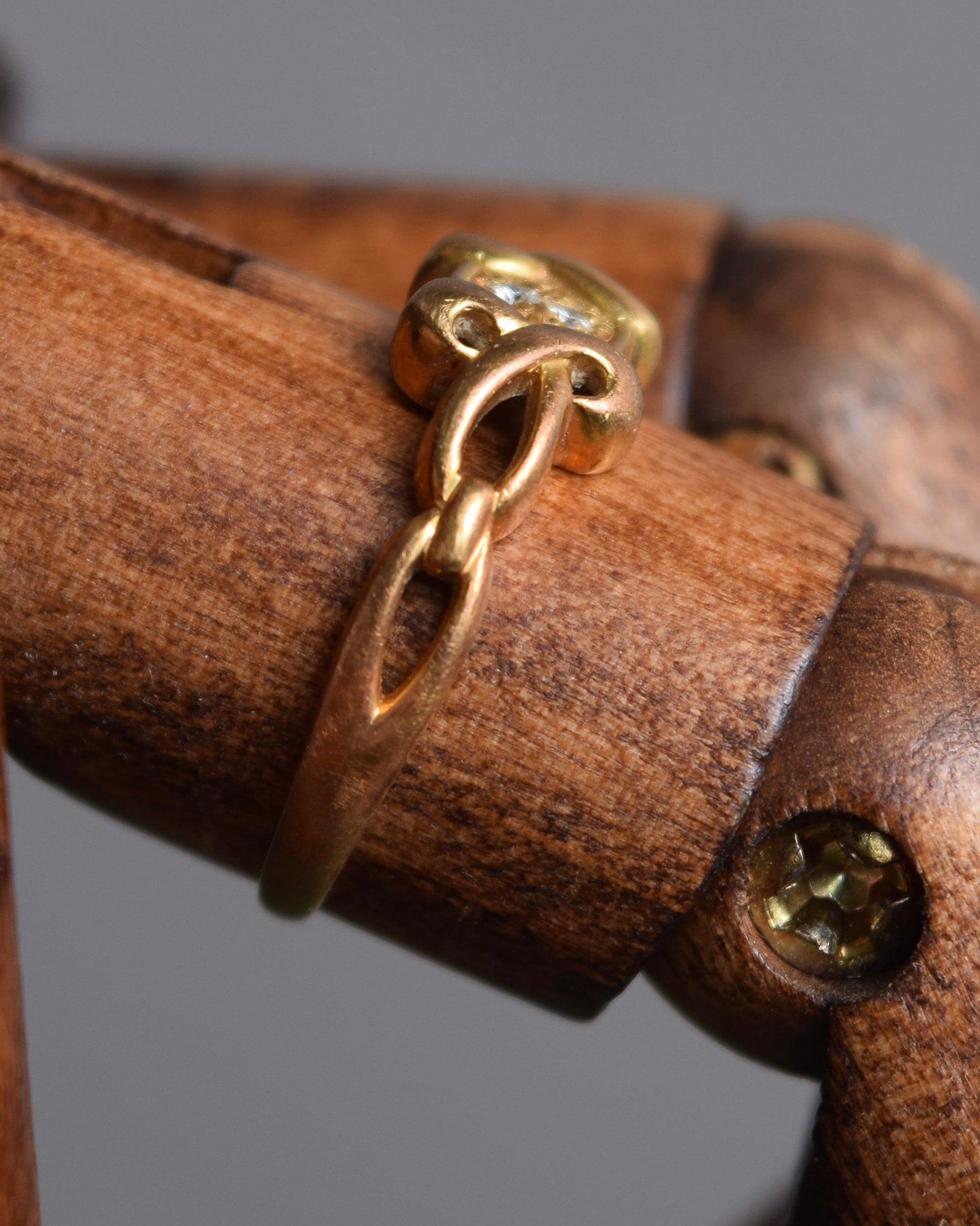 "Christian Dior" Diamond top design gold ring