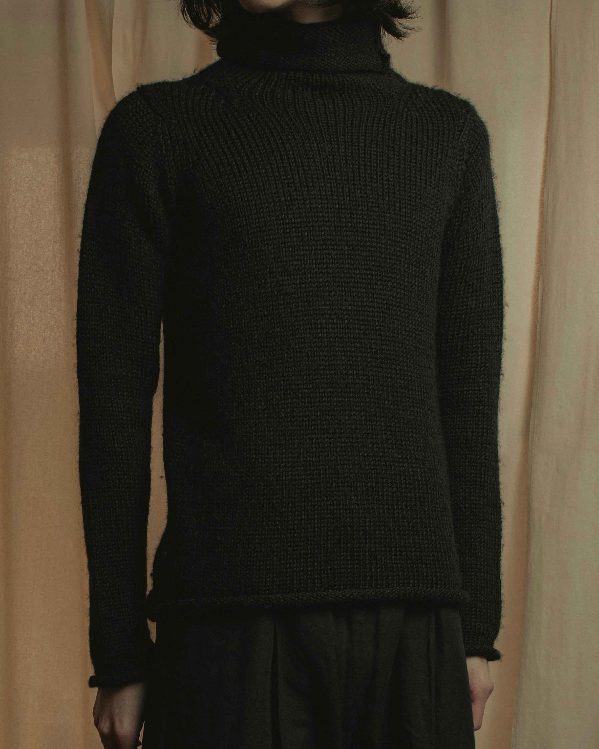 "Y’s" 17AW textured turtleneck knit sweater
