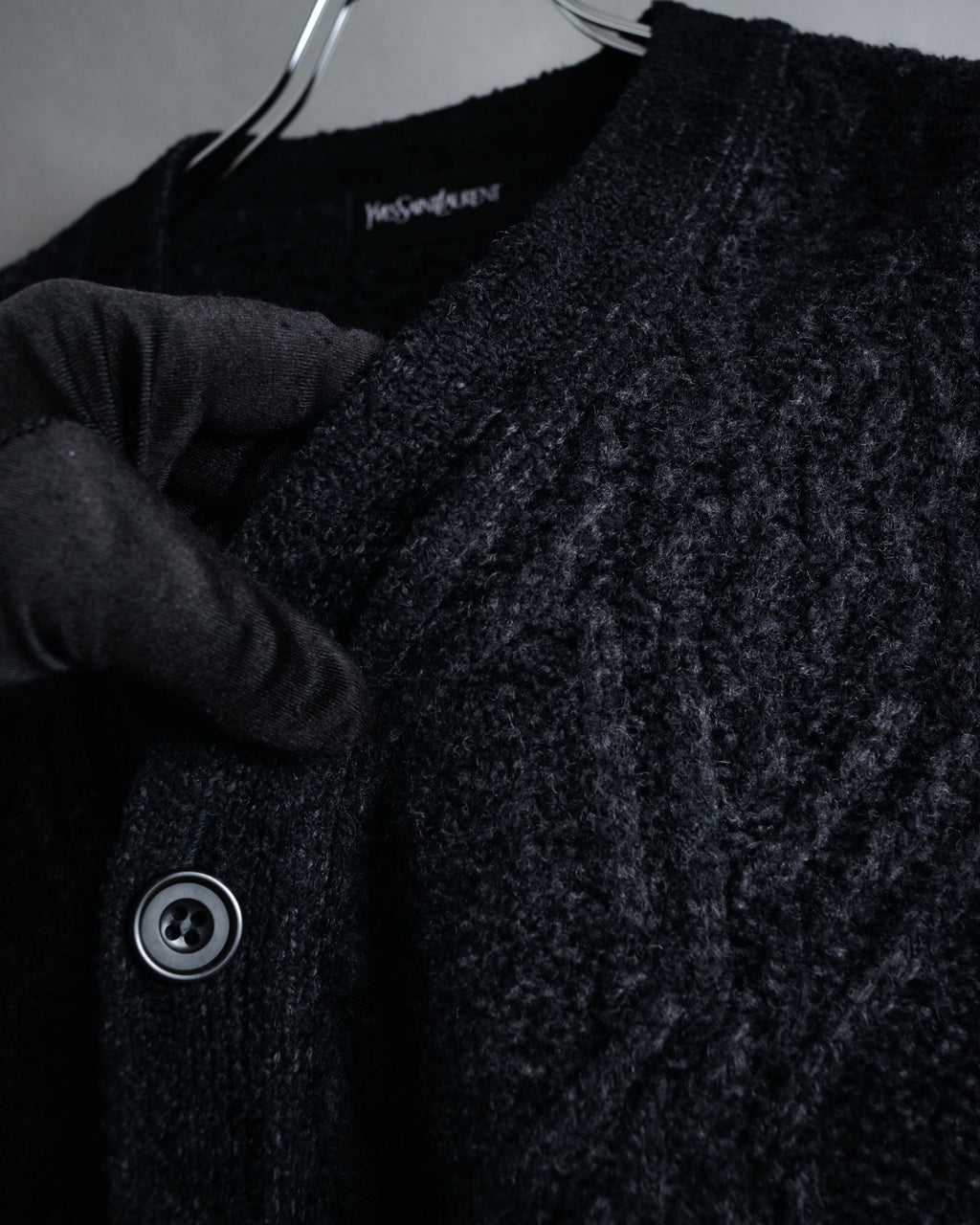 “Yves Saint Laurent” 90’s Textured diamond pattern cardigan