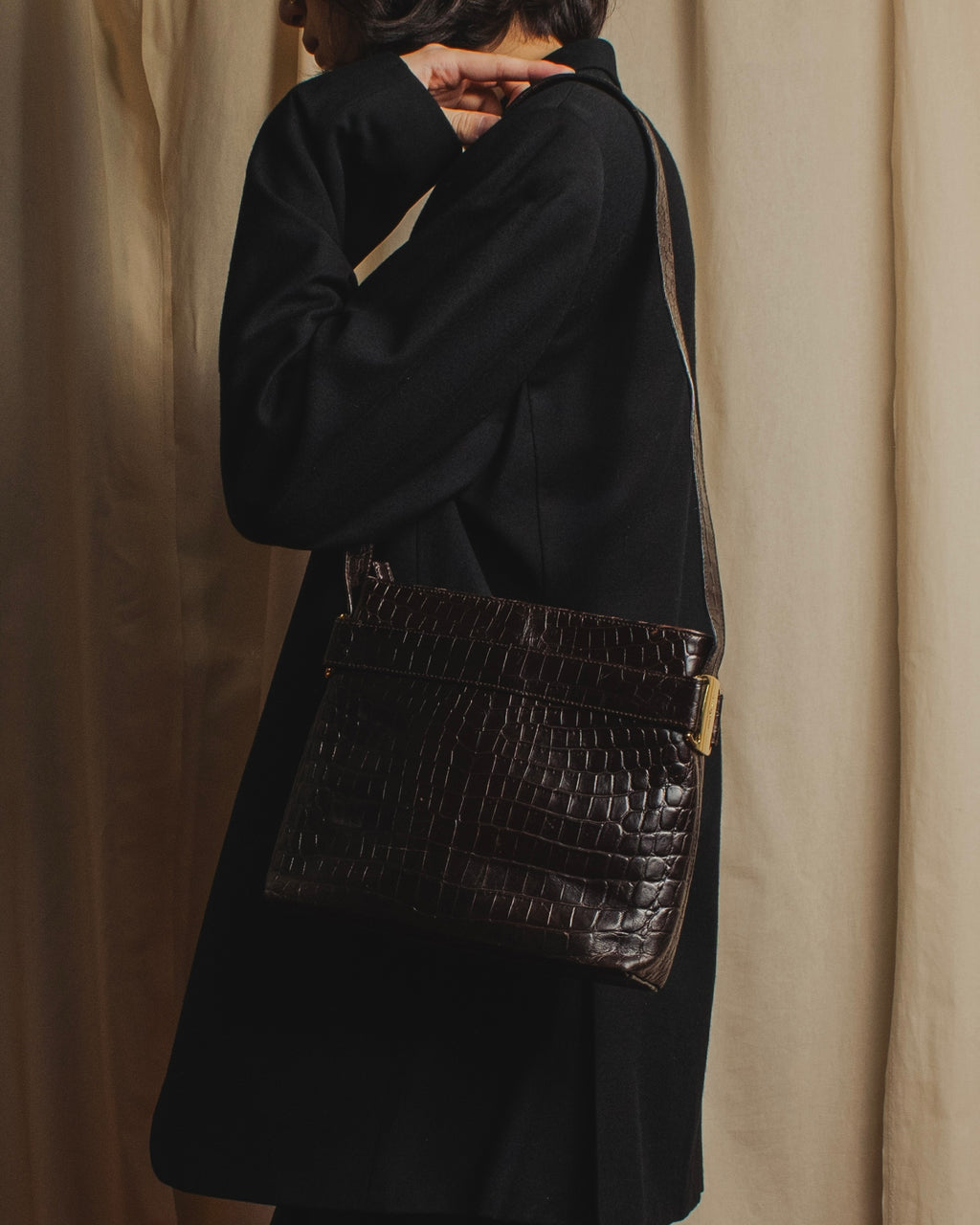 Bolso de hombro tipo vara con estampado de cocodrilo de los años 90 de Salvatore Ferragamo