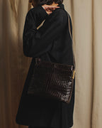 Bolso de hombro tipo vara con estampado de cocodrilo de los años 90 de Salvatore Ferragamo