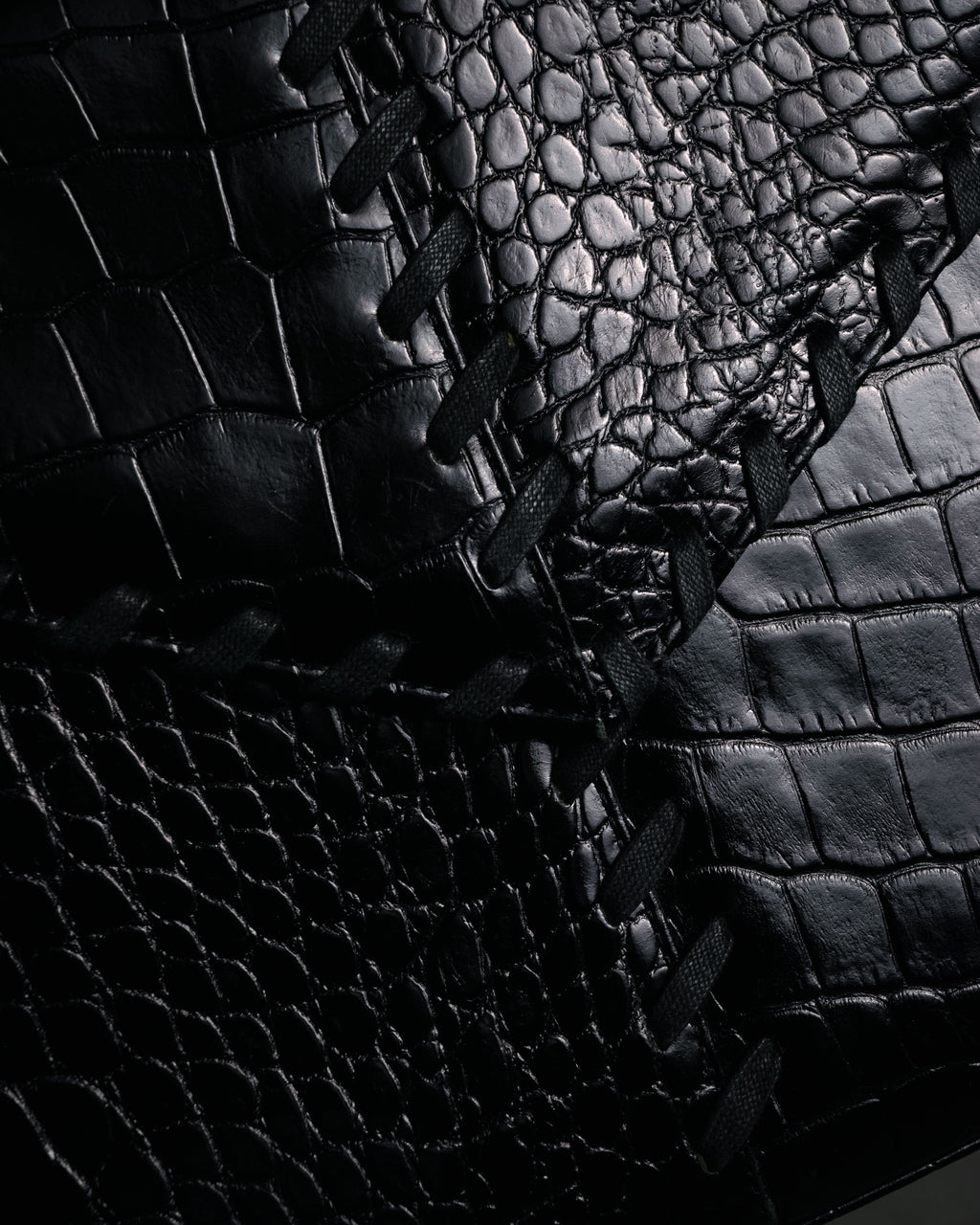 "Yves Saint Laurent" 90’s croc embossed whipstitch trapeze handbag