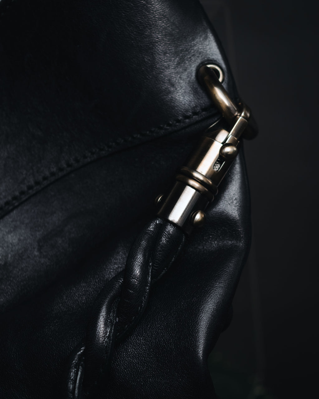 –SPECIAL– "Salvatore Ferragamo"
00’s Gancini gathered leather hobo bag