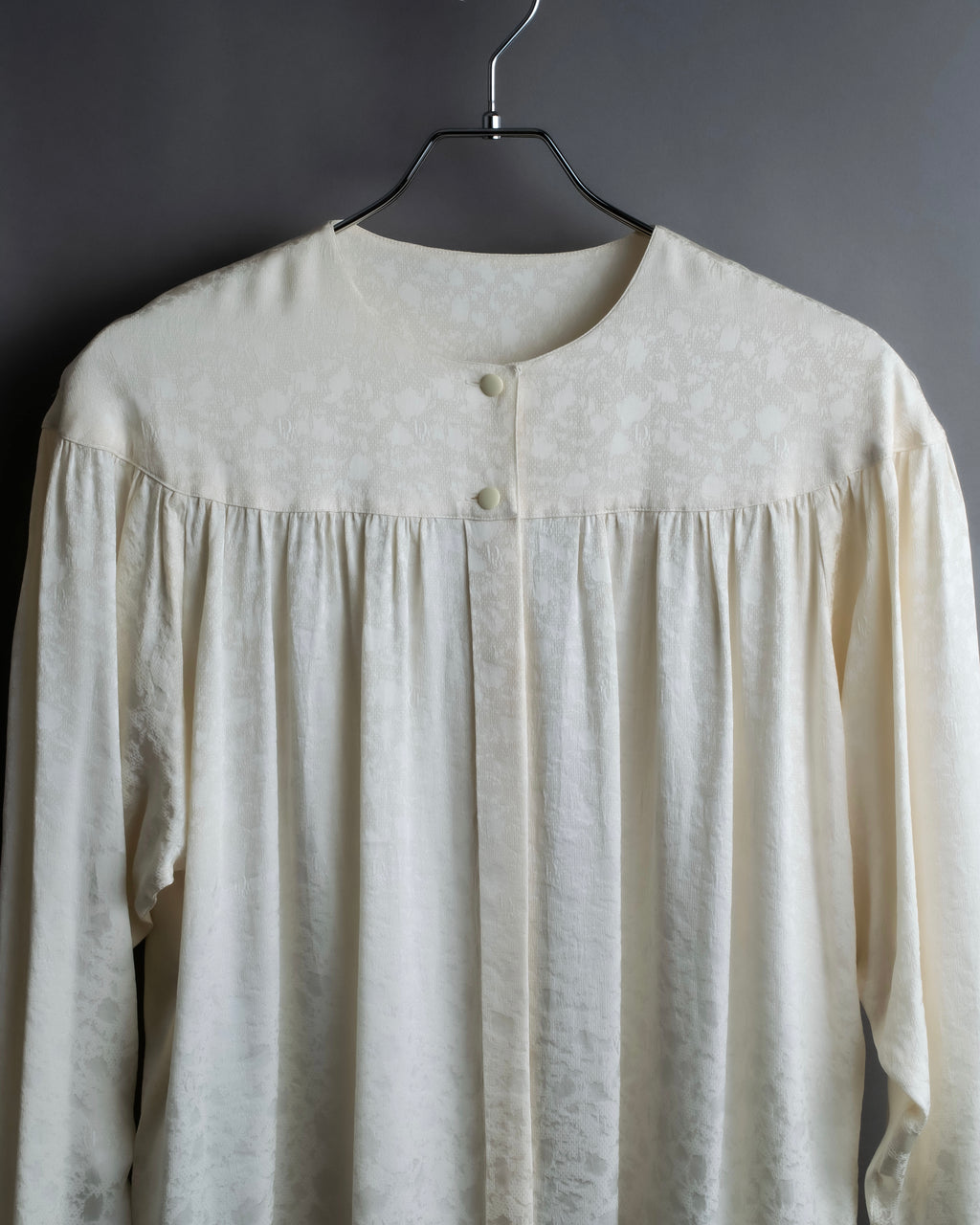 "Christian Dior" Shiny off-white shirt