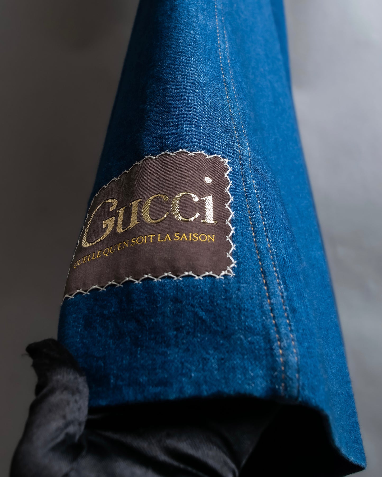 "GUCCI" Logo lapel design one wash flare denim