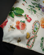 “GUCCI” 80’s-90’s Floral logo silk scarf