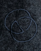 "GUCCI" Fuzzy logo engraved fringe large muffler