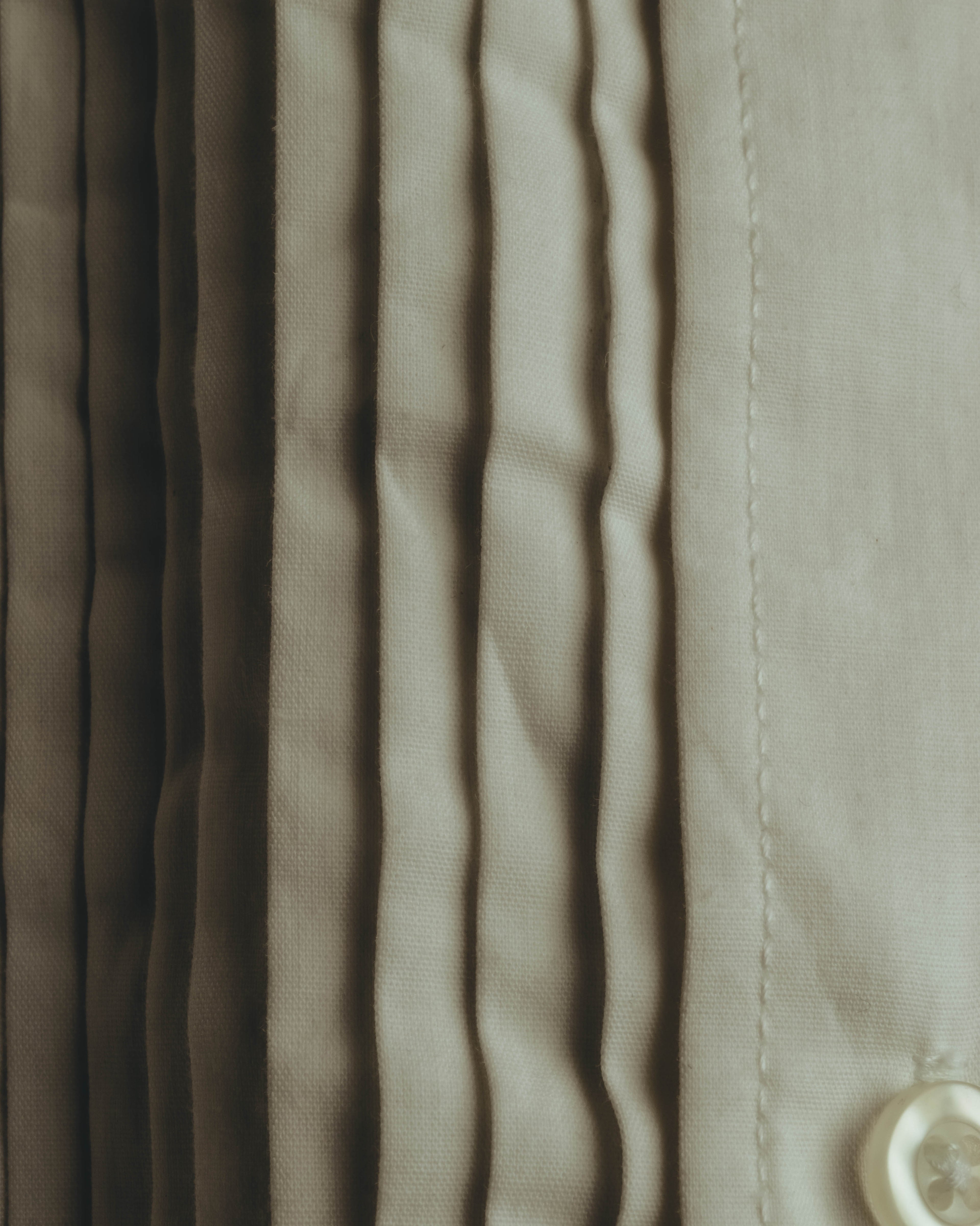 "Vintage" 90's-00's Pleated front tuxedo shirt