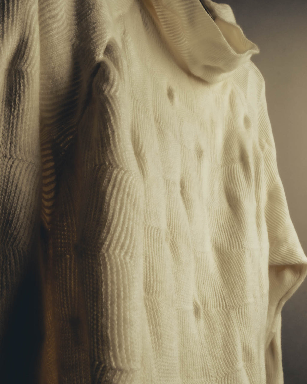 "Alexander McQueen" 90's-00's Sculptural ribbed turtleneck wool knit sweater