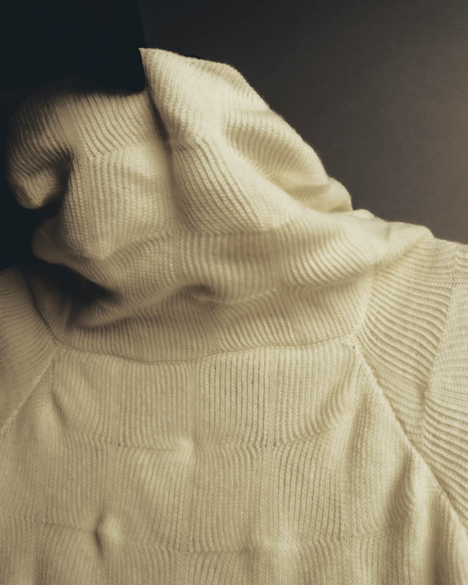 "Alexander McQueen" 90's-00's Sculptural ribbed turtleneck wool knit sweater