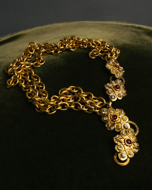 -SPECIAL- “CHANEL” 80’s-90’s ornate gold chain necklace