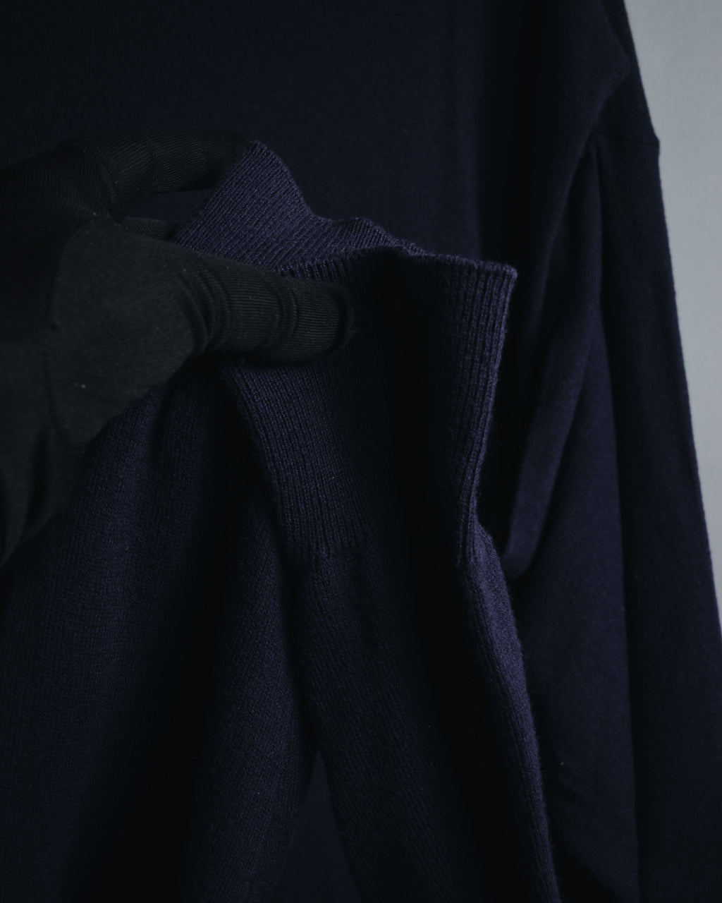 "Maison Margiela" Deconstructed arm-slit crewneck knit pullover