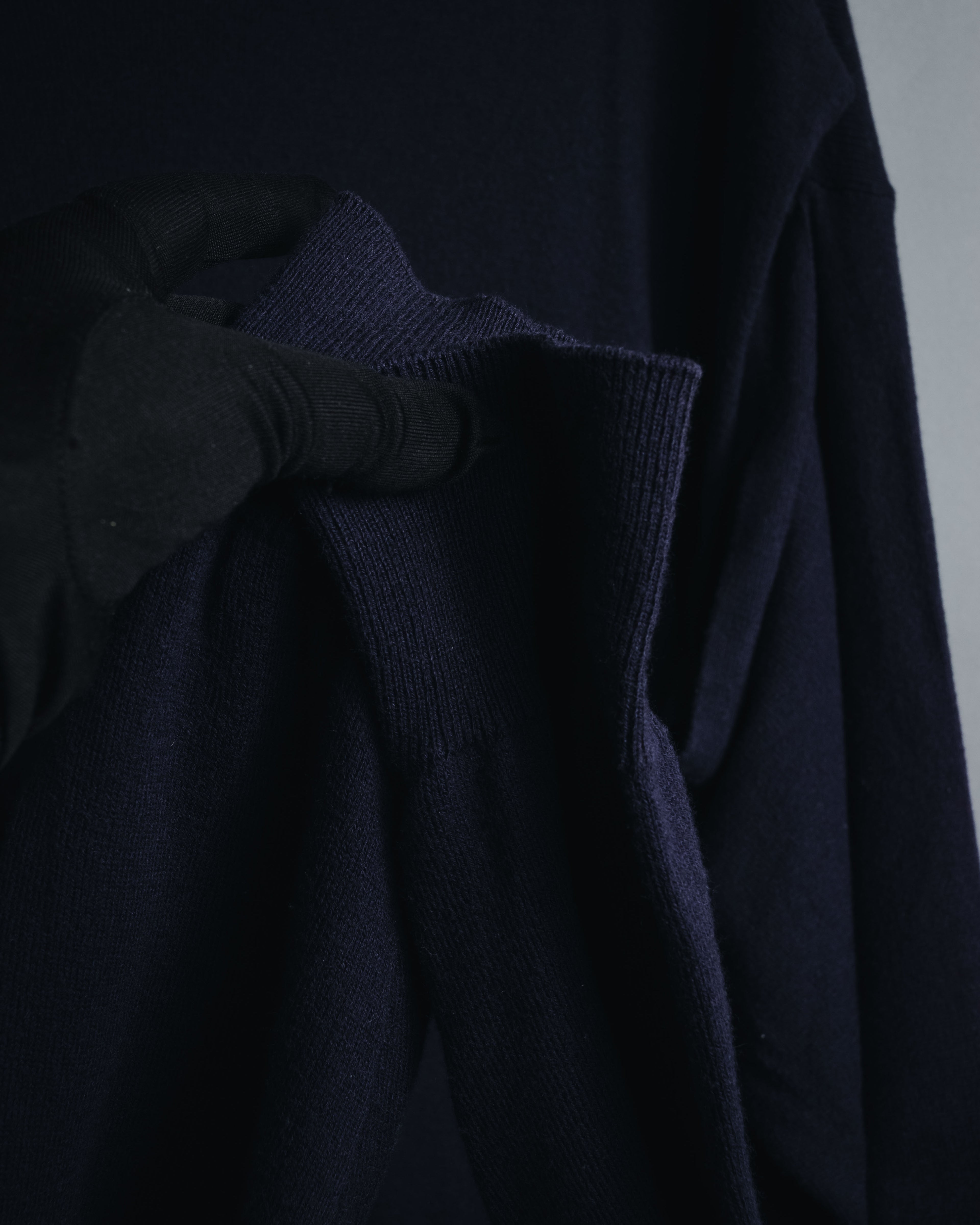 "Maison Margiela" Deconstructed arm-slit crewneck knit pullover