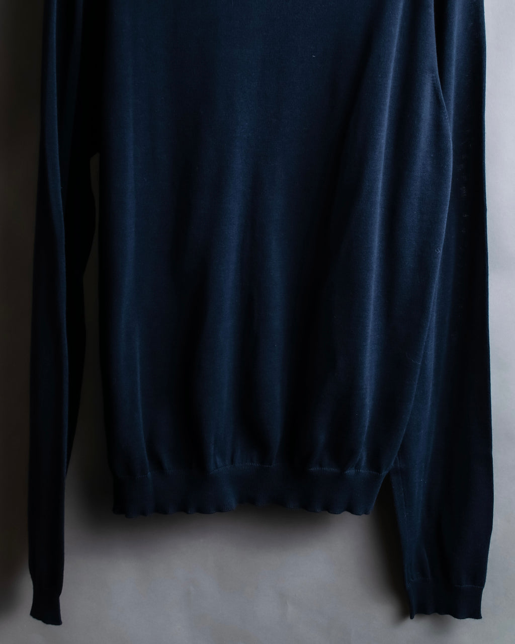 "PRADA" Raglan sleeves cotton navy color knit