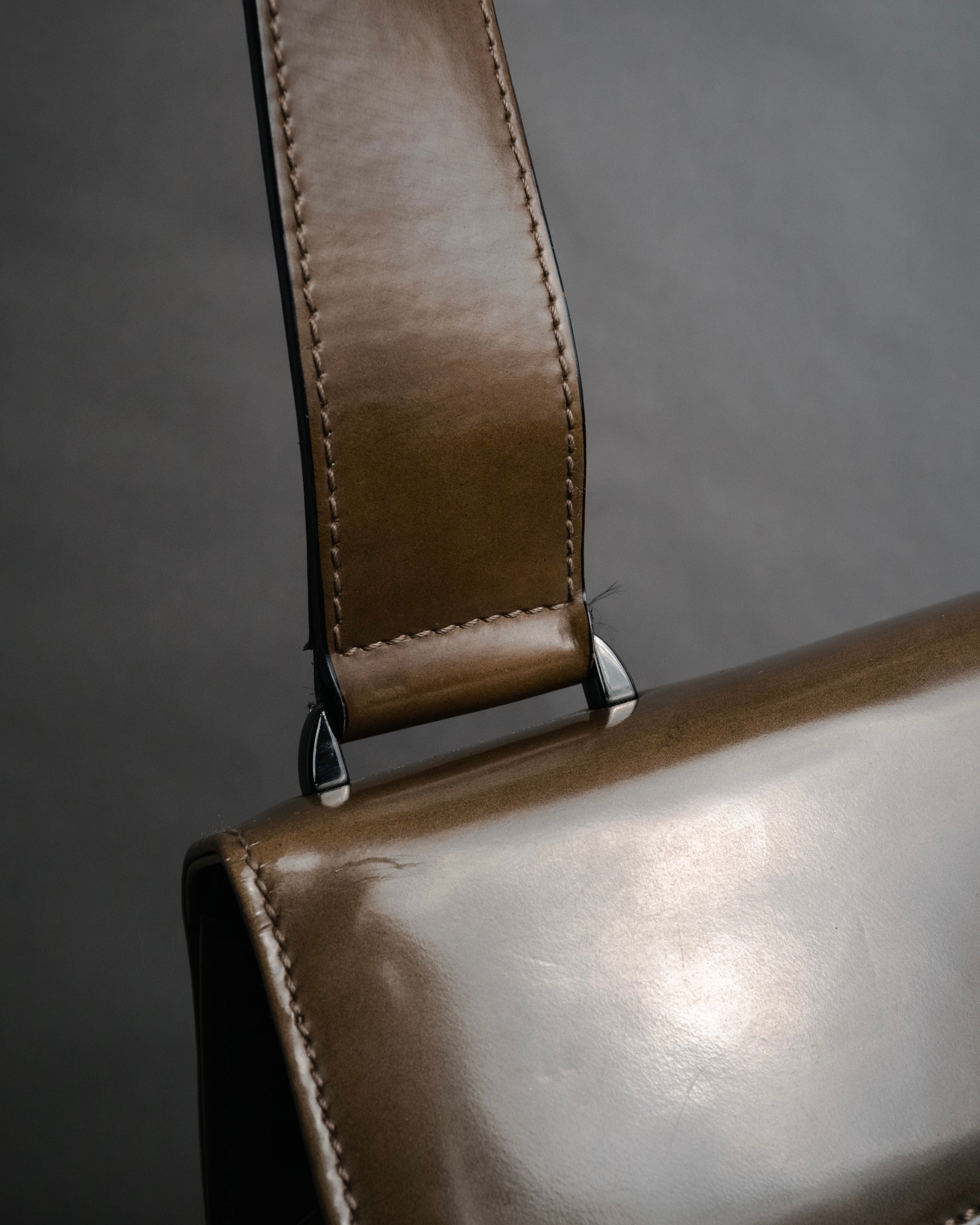 “Salvatore Ferragamo” 90’s-00’s glossy gancini shoulder bag