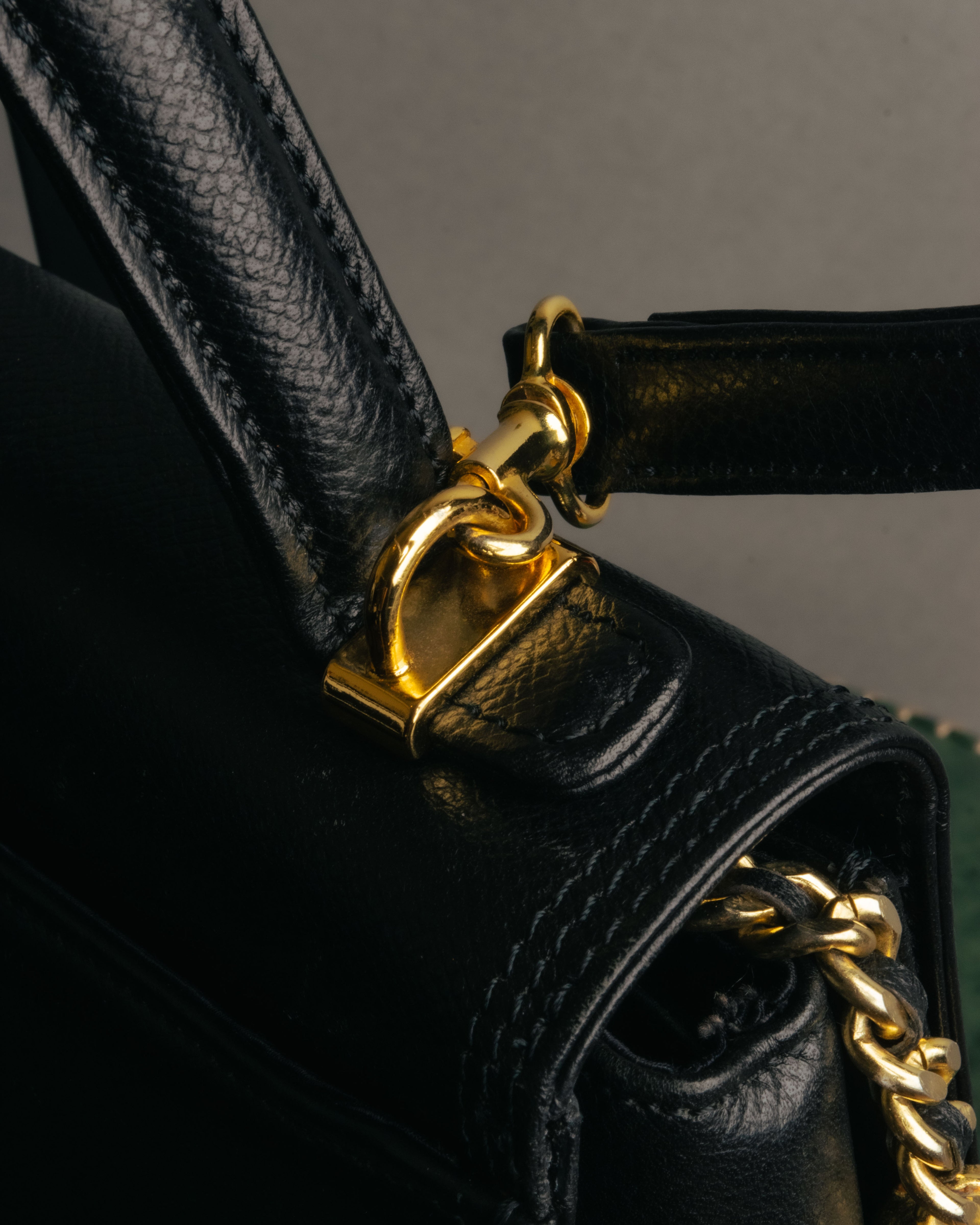 “Valentino Garavani” 90’s-00’s Structured V logo leather handbag