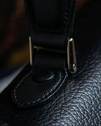 "BURBERRYS" Cylinder shaped leather one handle bag