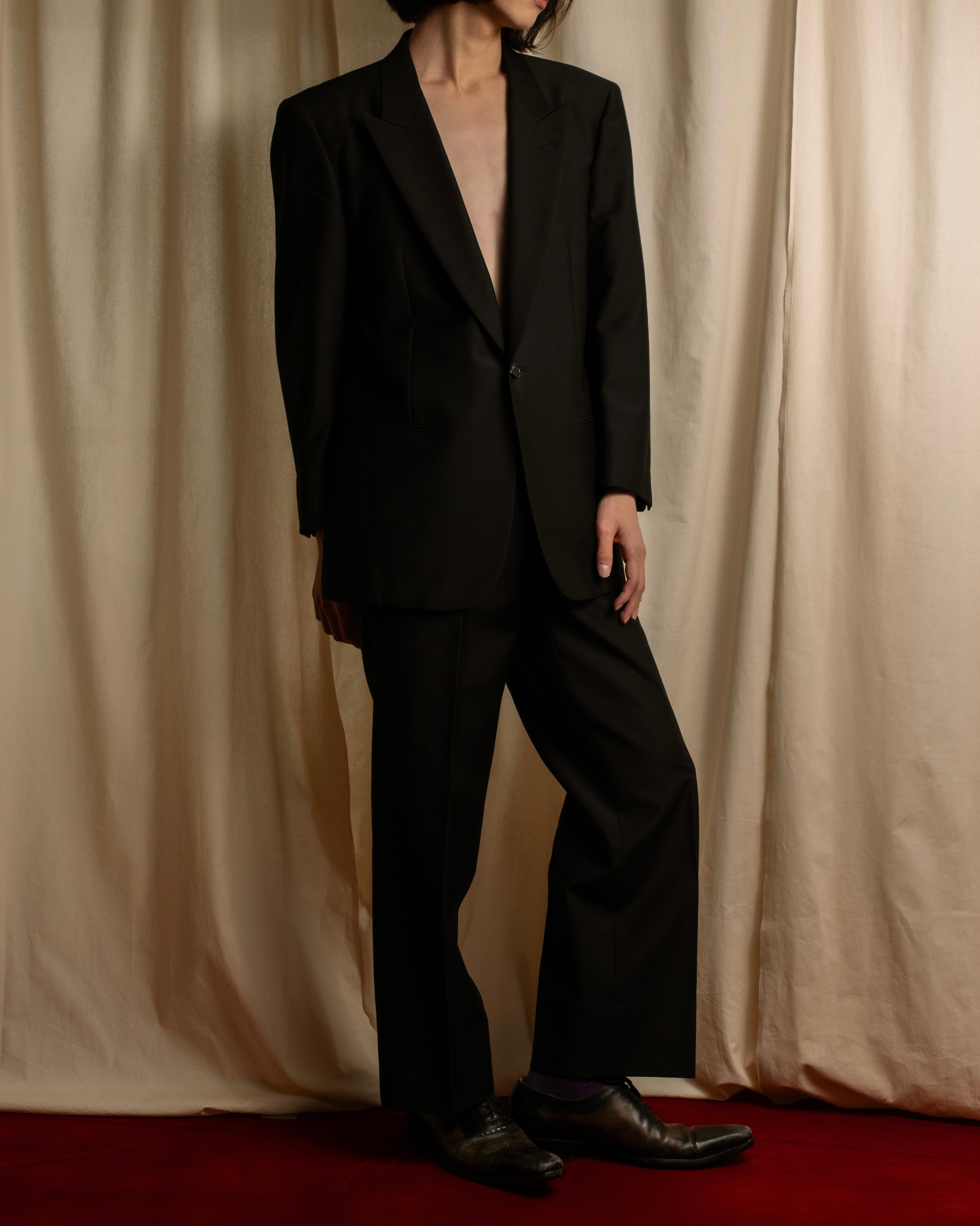 "YVES SAINT LAURENT" Strongly tailored shaped wool set up