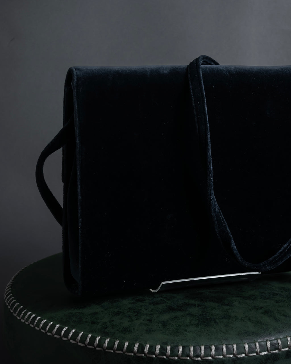 "Salvatore Ferragamo" Antique jewelry motif design velvet shoulder bag