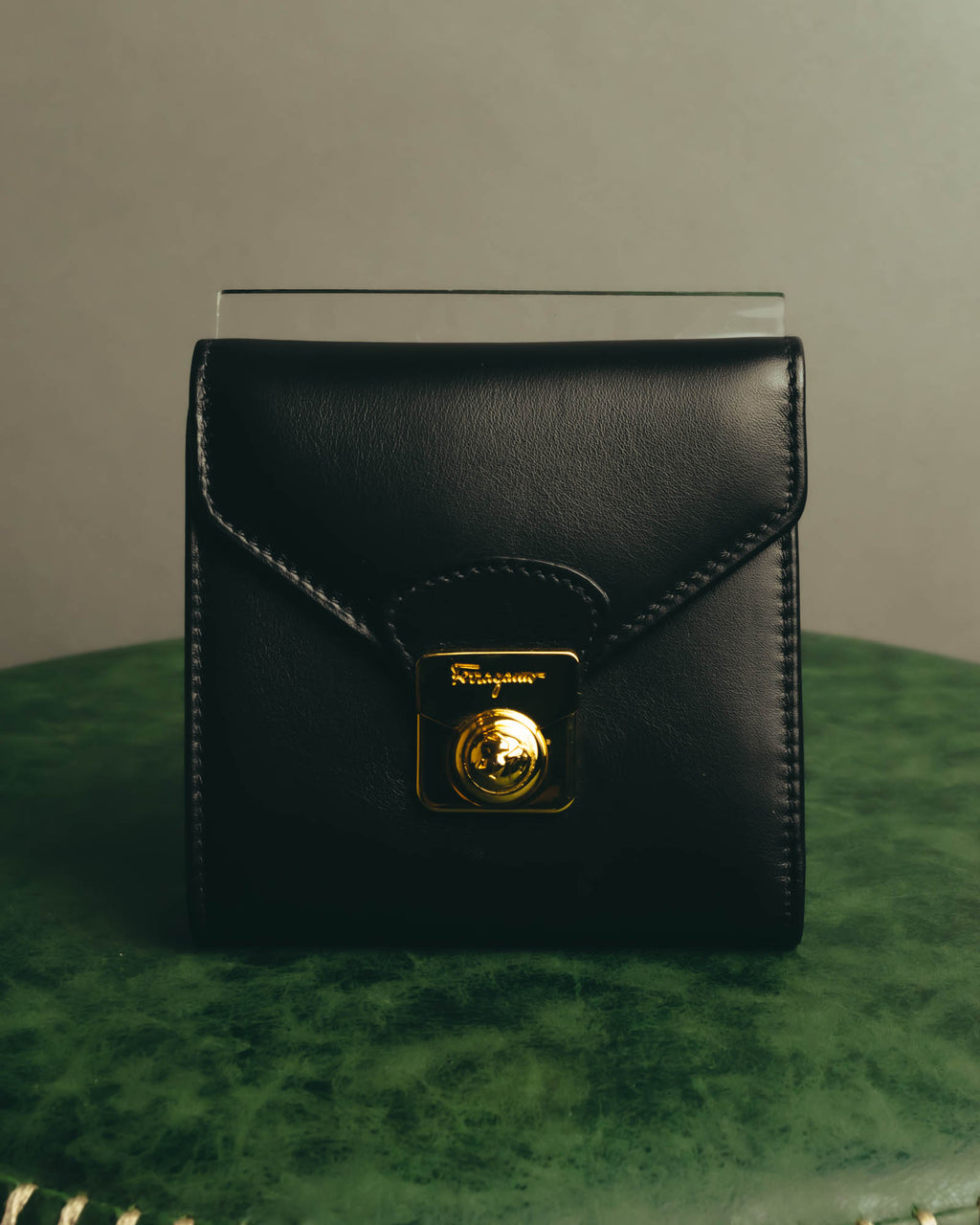 "Salvatore Ferragamo" 80's-90's Classic calf leather wallet