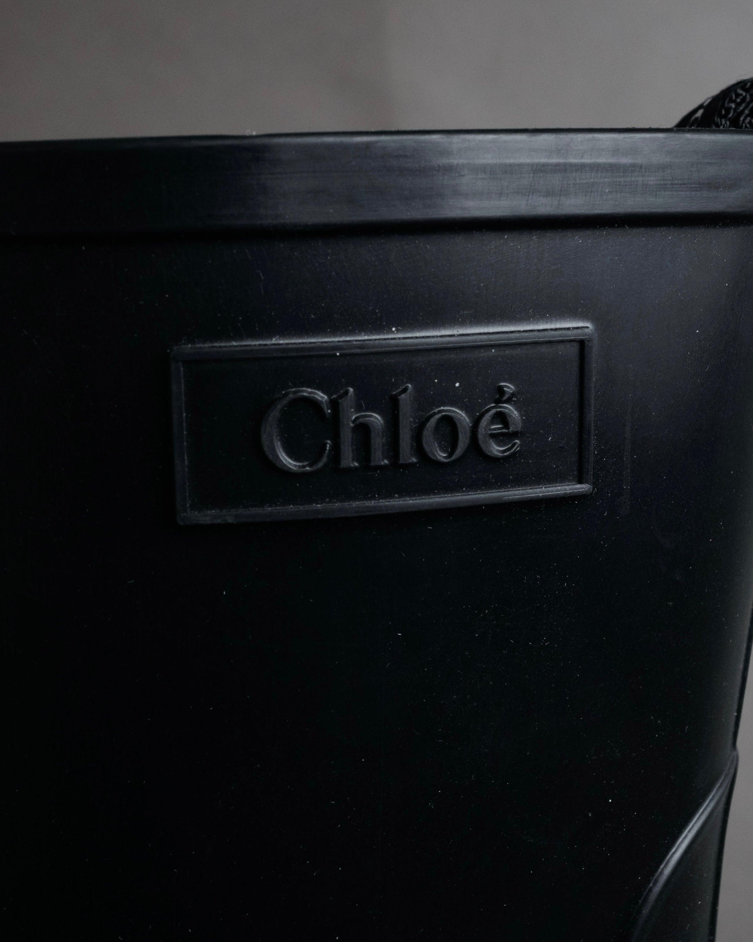 “Chloé” 2020’s Sculptural shark sole rain boots