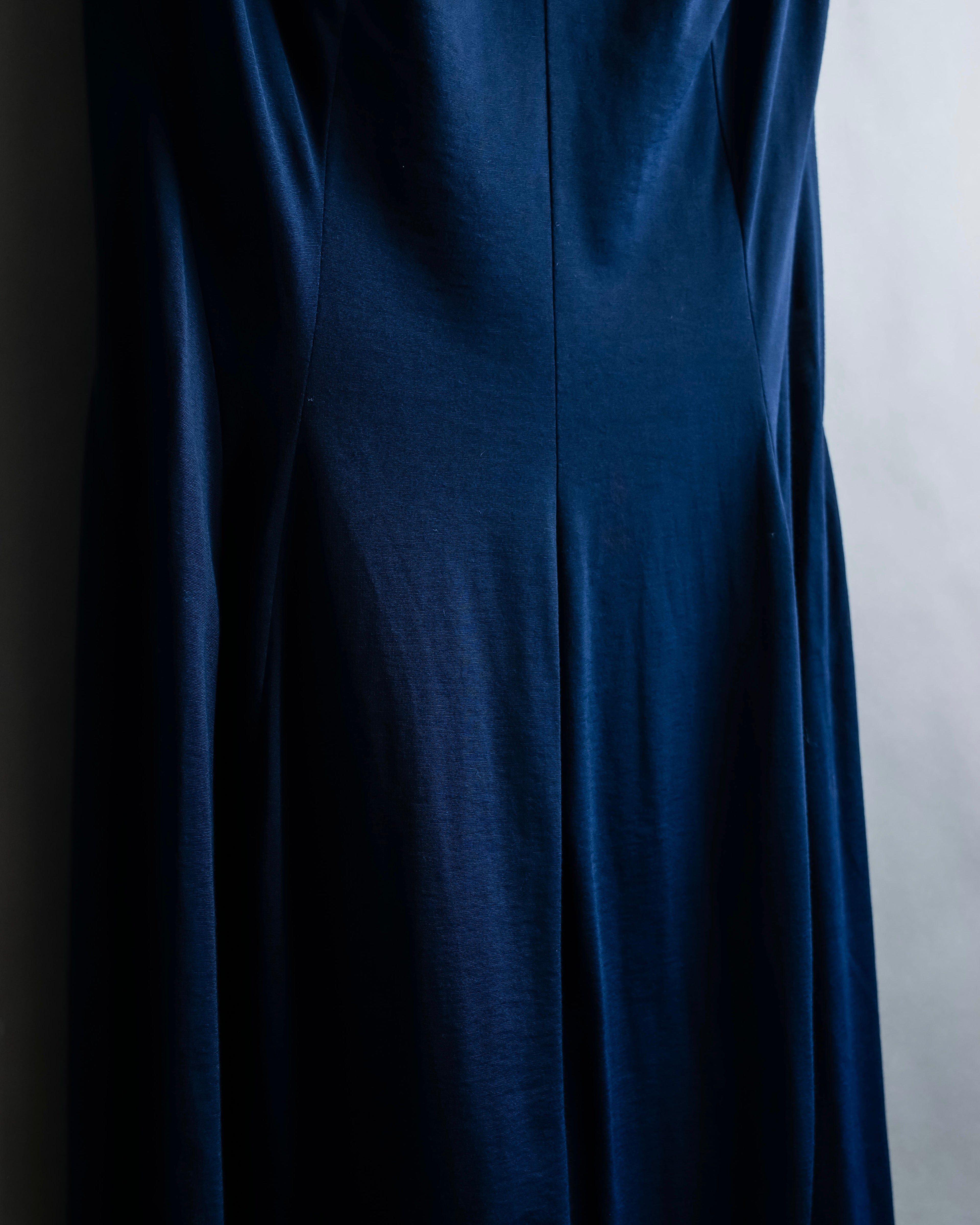 “Yohji Yamamoto” Beautiful color no sleeve dress