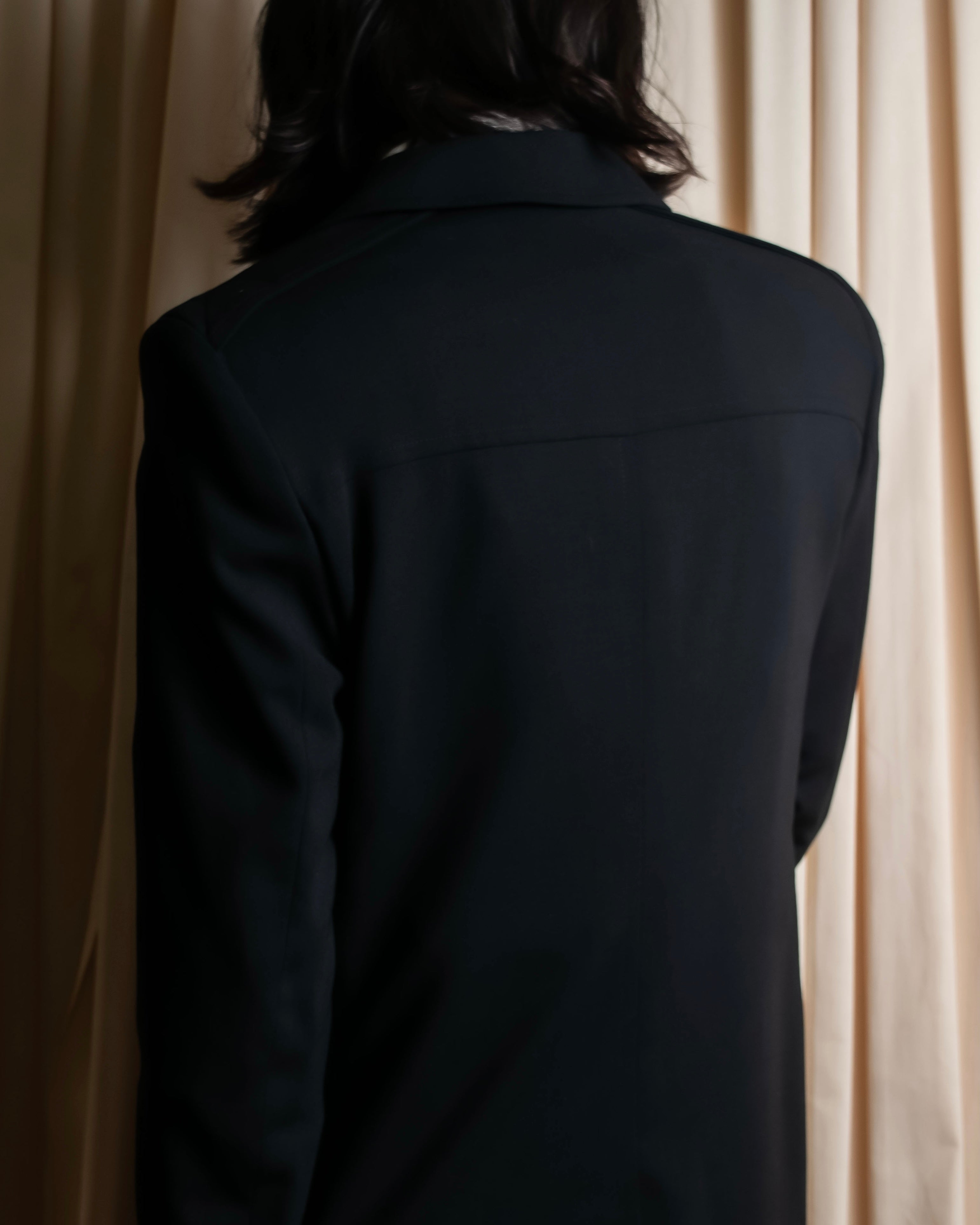 "GUCCI" 90's Beautiful draping fly-front tailored jacket